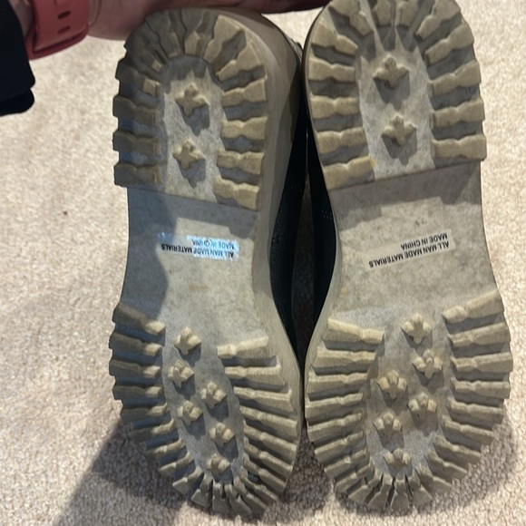 DV by Dolce Vita Black Ankle Boots with Croc Texture - Picture 6 of 6